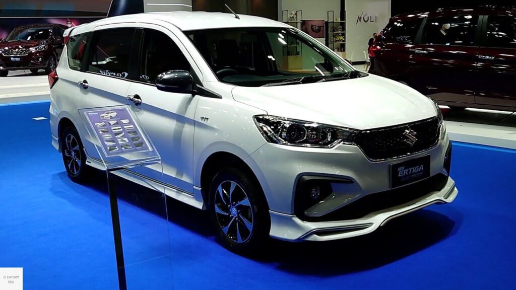 शानदार फीचर्स के साथ इस फॅमिली कार को Maruti Ertiga कार, कीमत और स्पेसिफिकेशन देखे। 1 Maruti Ertiga