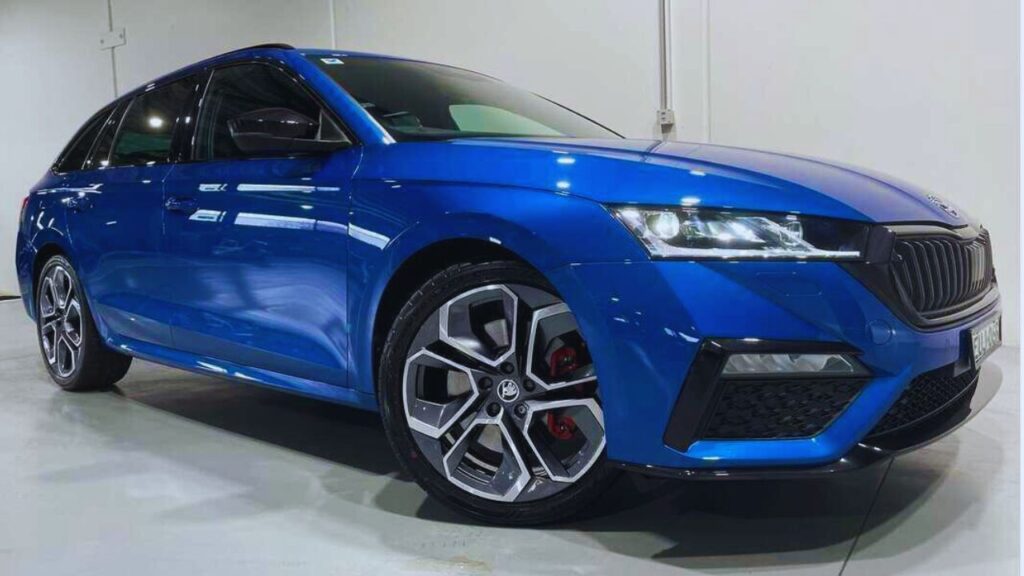 Skoda Octavia RS iV Launch Date in India, Price, Engine, Features, Rival 2 Skoda Octavia RS iV Launch Date in India